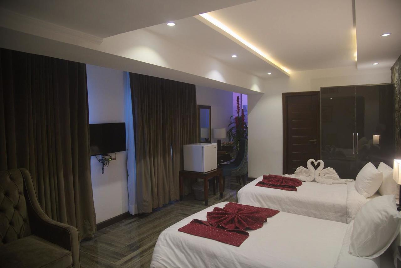 Savoey Hotel Lahore Esterno foto
