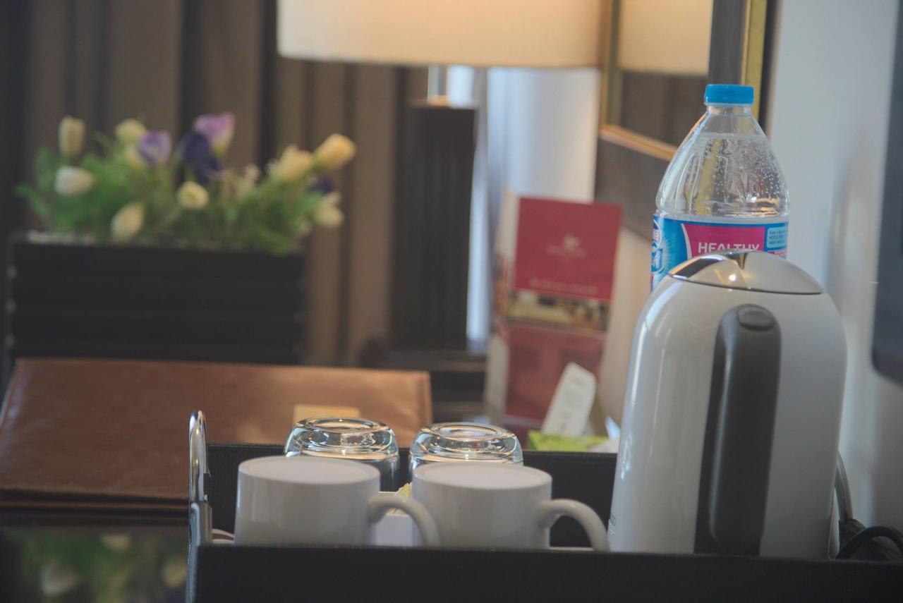 Savoey Hotel Lahore Esterno foto